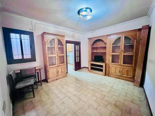 Maison à Petrer. Oportunidad casa con terraza