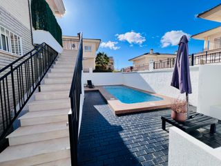Maison à Petrer