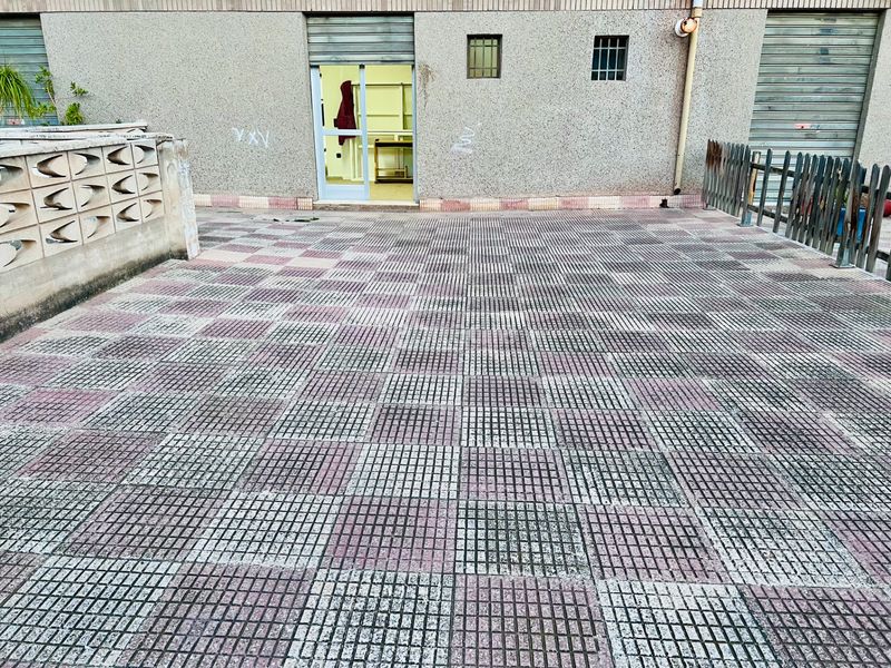 Foto 3deb3dc2-192d-4d87-9d49-31d45d5b9faa. Local comercial a Petrer