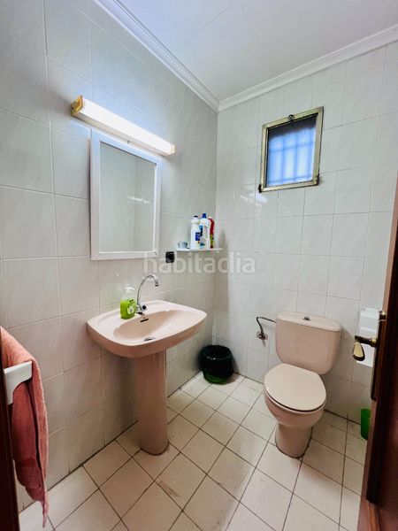 Foto 8d229cc0-55cf-4023-8804-f2643b18340f. Local comercial a Petrer