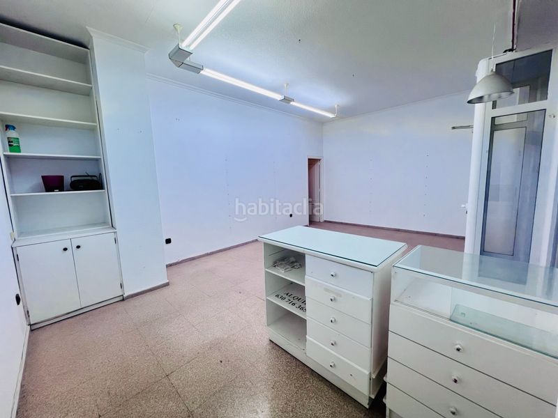 Foto a76a96d2-c970-4a15-aef9-ed74b69dfce7. Local comercial a Petrer