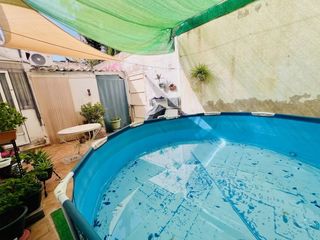 Casa in Petrer. Planta baja con garaje y patio