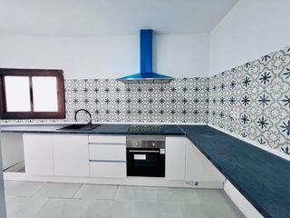 Etagenwohnung  Avenida chapí. Espectacular piso de diseño zona plaza del zapatero