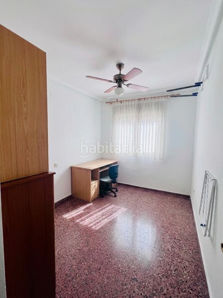 Foto b846d7e5-56b4-4417-8c78-d7029130f632. Pis amb calefacció aparcament a Petrer