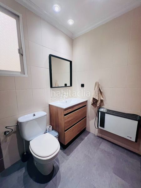 Foto a1cdf9ad-4094-420d-981c-ad90c8093938. Flat with fireplace in Fraternidad Elda
