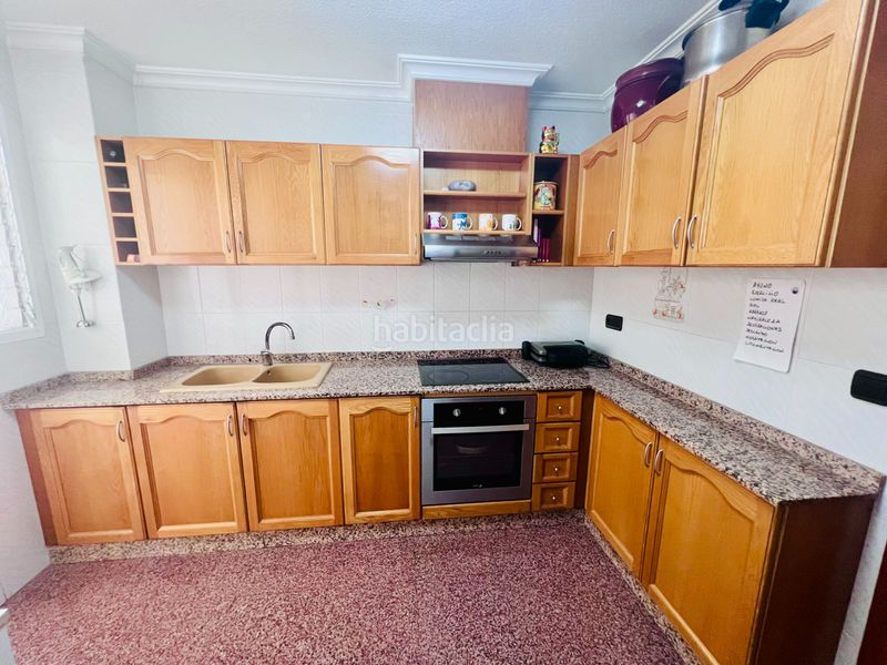 Foto a9d467ea-4571-40c3-bbd6-888718b8d6af. Flat with fireplace in Fraternidad Elda