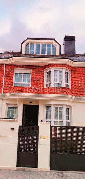Foto 66cdadd4-8f78-4fd7-805c-062f545cae5b. Casa adosada chalet adosado en venta en la urbanización más bonita del reston en Valdemoro