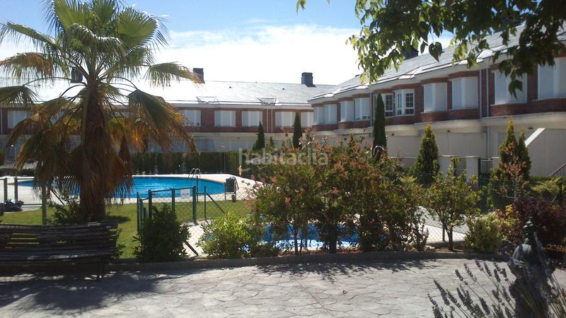 Foto 8363aed4-ea2d-479f-a36b-d5aa7b588002. Casa adosada chalet adosado en venta en la urbanización más bonita del reston en Valdemoro
