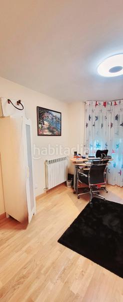 Foto 8c21557c-23f8-49b7-9e20-b5c3f3ffce27. Casa adosada chalet adosado en venta en la urbanización más bonita del reston en Valdemoro