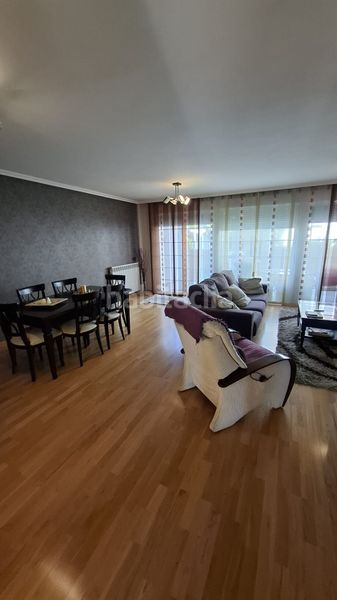 Foto af6d6559-b2ac-411f-b425-72f901d20bf2. Casa adossada amb calefacció aparcament piscina a Valdemoro