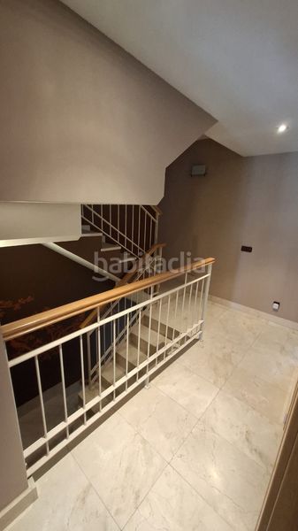 Foto c1a53b40-981d-4274-b29a-1567922cca9d. Casa adossada amb calefacció aparcament piscina a Valdemoro