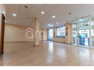 Alquiler Local Comercial en Centre. Local comercial en venta en centre