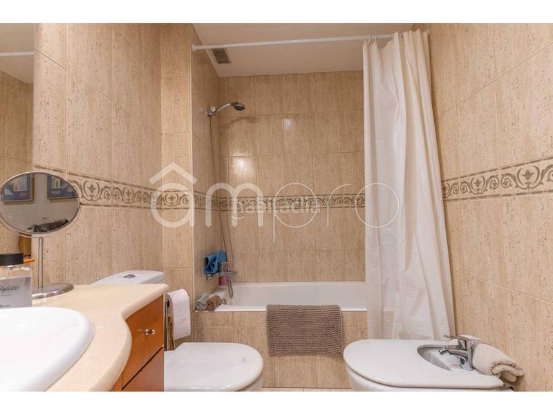 Foto 83b286d4-5634-4afa-be26-940b49500862. Dúplex amb calefacció aparcament a Llevant Tarragona