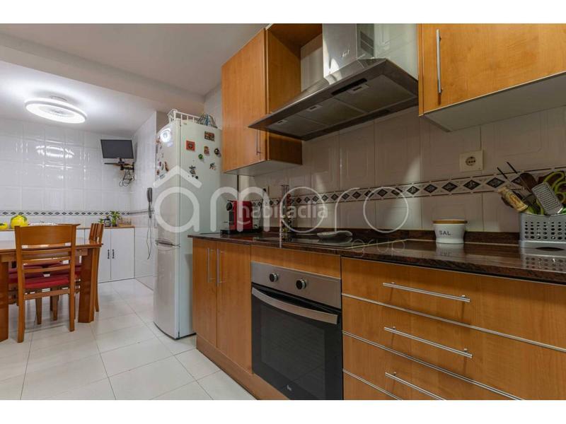 Foto cc32751d-b07a-4c45-a760-8da8c37d218a. Dúplex amb calefacció aparcament a Llevant Tarragona