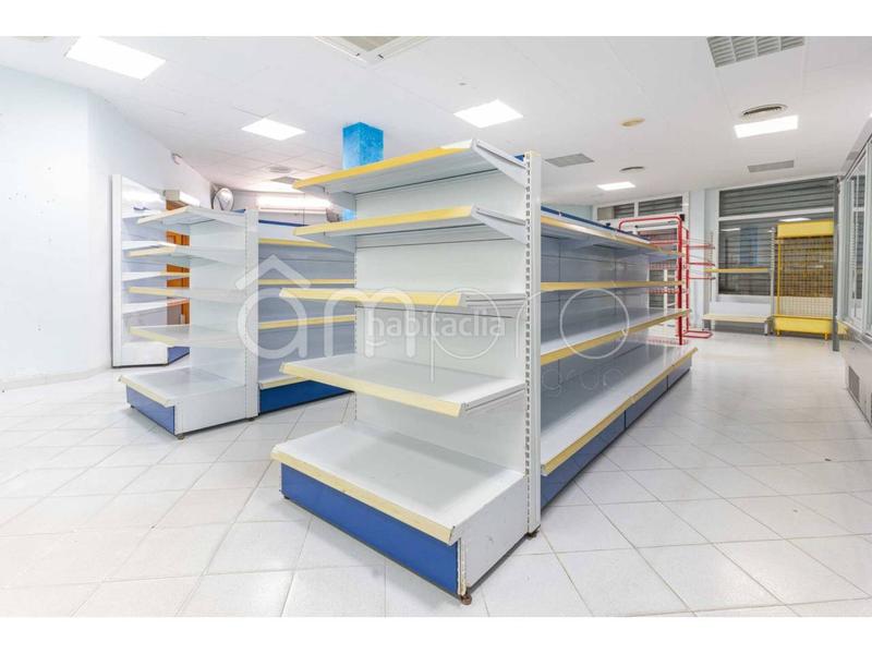 Foto b8453f52-b6d4-45e5-addf-d8230758560c. Locale commerciale in La Mora Tarragona