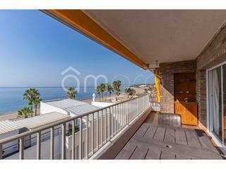 Appartement à Barri Marítim. Piso con vistas al mar