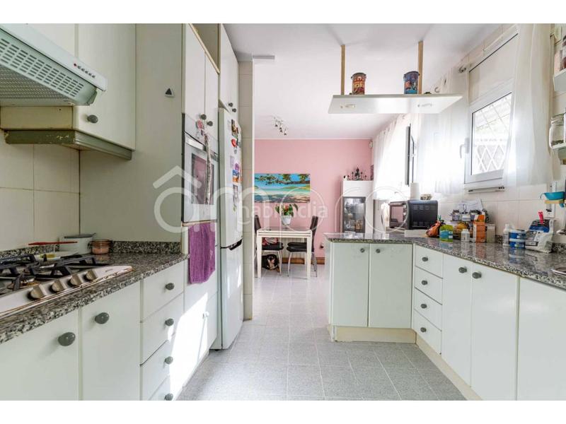 Foto 091ca5c4-4a75-416e-8589-1087236dd397. Casa pareada chalet pareado con piscina comunitaria en Salou