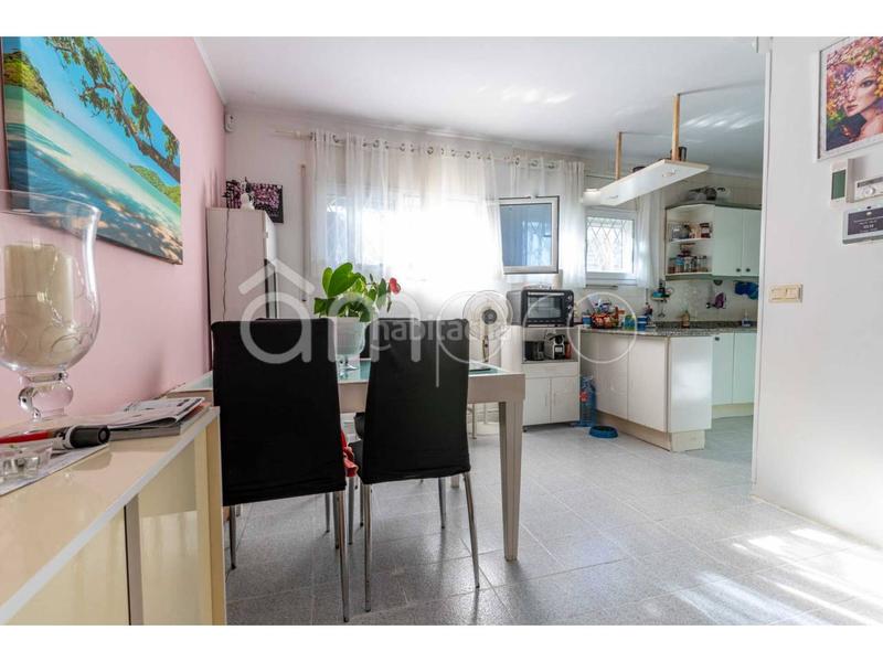 Foto be126ca3-bf16-4ad5-97fe-d6f044e98d66. Casa pareada chalet pareado con piscina comunitaria en Salou