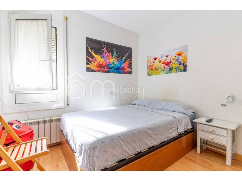 Foto f19fe109-4a9c-4bff-873d-c17f760e0d55. Casa pareada chalet pareado con piscina comunitaria en Salou