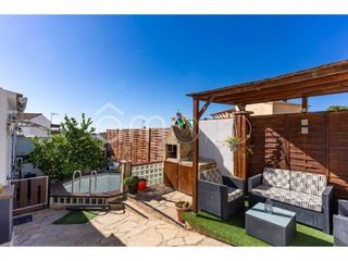 Casa bifamiliare in Pobla de Montornès (La). Chalet reformado