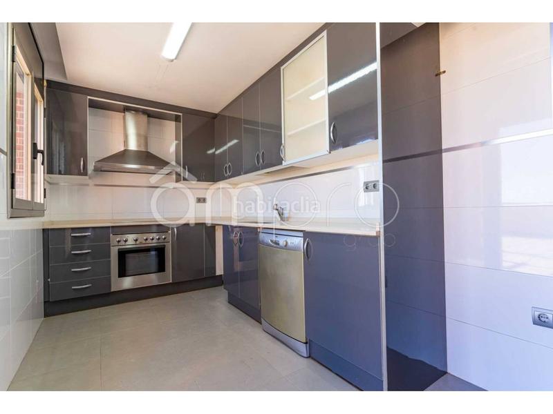 Foto 53023528-db6b-46a0-91f5-54c9e5d2d65e. Àtic amb aparcament a Nou Eixample Sud Tarragona