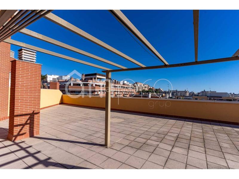 Foto 66c19a05-4387-43cd-a973-575892b812f8. Àtic amb aparcament a Nou Eixample Sud Tarragona
