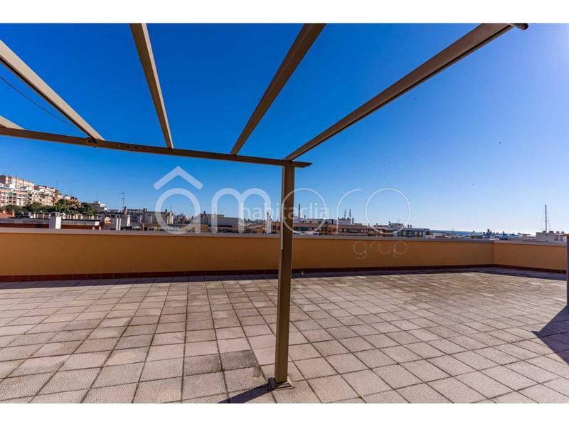 Foto a3b2346c-f511-46bd-ae23-b01577289ecc. Àtic amb aparcament a Nou Eixample Sud Tarragona