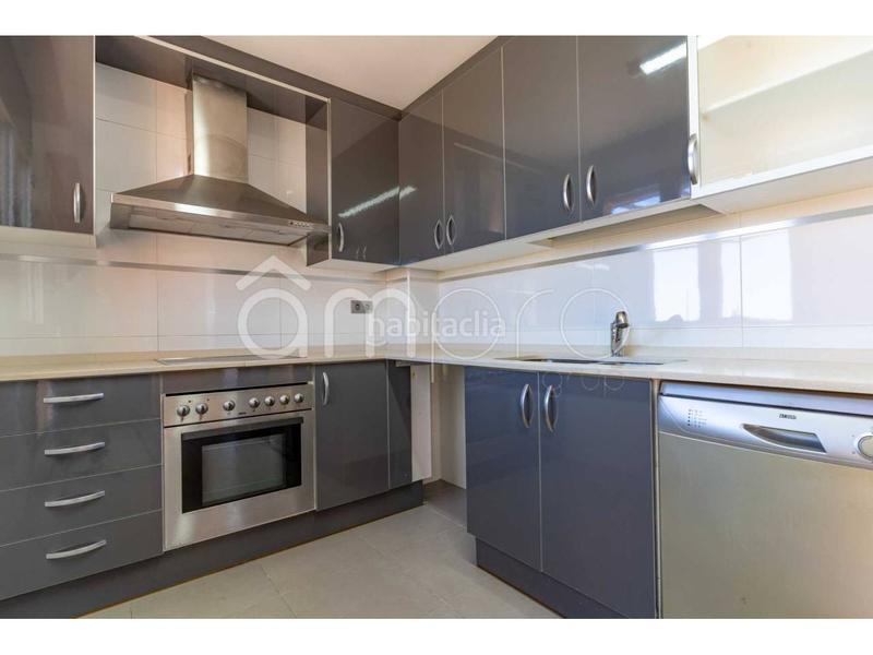 Foto d8c3b71d-0ef9-46da-a5a1-9e504531e533. Àtic amb aparcament a Nou Eixample Sud Tarragona