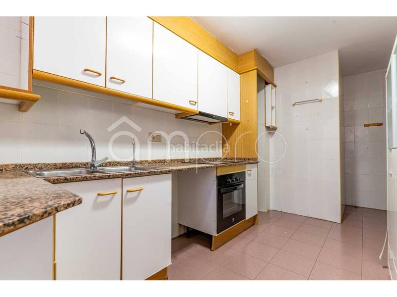 Foto 9bfdfdb5-060e-454f-a7d0-fcc0d7ae2160. Pis amb aparcament a Catllar (El)