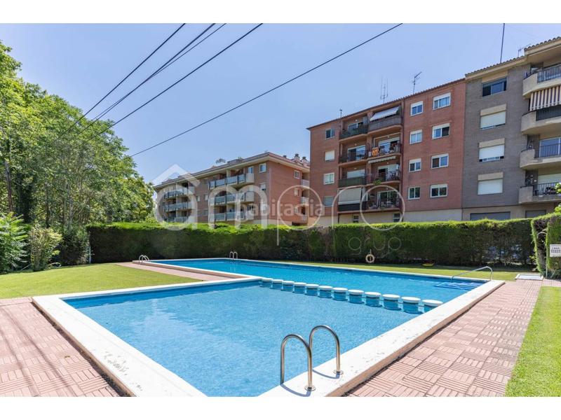 Foto 9f46310a-1c32-439c-8bbd-d7dede323ce5. Pis amb aparcament a Catllar (El)