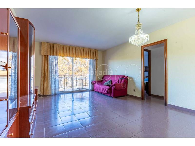 Foto fb2f53eb-5adb-4c69-bb2a-7de46b67e77e. Pis amb aparcament a Catllar (El)