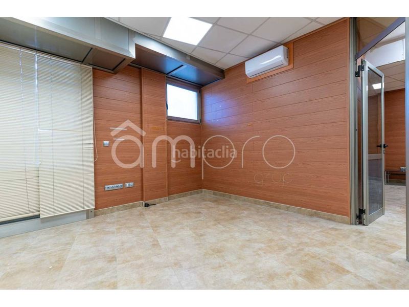 Foto 175259be-45e7-49b8-97eb-7862edfac8df. Local comercial a Centre Torredembarra