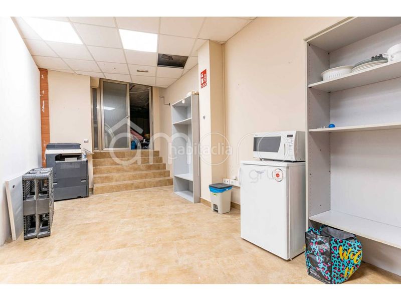 Foto 7ab25bab-8537-40d6-b246-54a99031731f. Local comercial a Centre Torredembarra