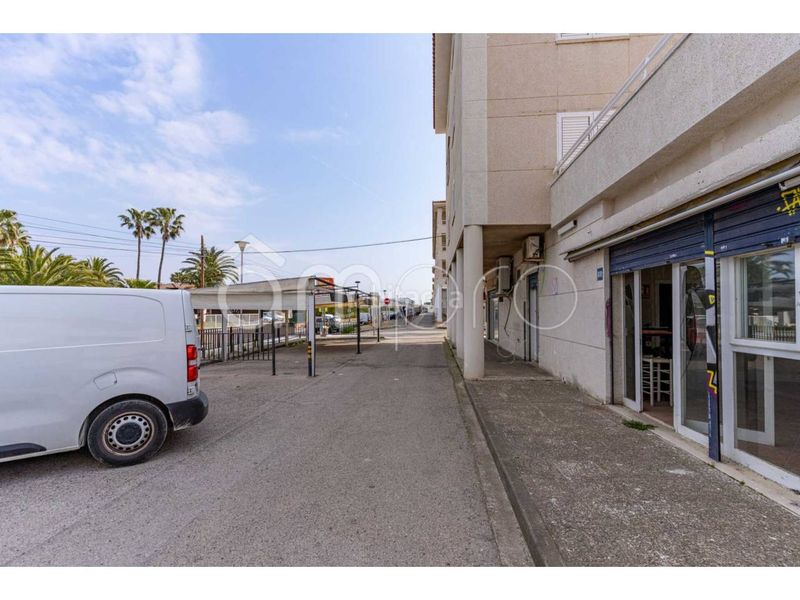 Foto eb9c7c6e-70d9-4958-817d-2a6bee39c254. Local comercial a Bonavista Vendrell (El)
