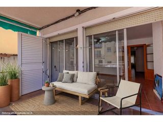 Pis  Calle frança. Piso céntrico en el catllar con terraza privada de 20 m, chimene