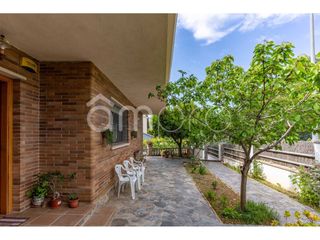 Chalet  Avenida sardana del empordà. Casa con vistas al mar, jardín y gran potencial en entorno tranq