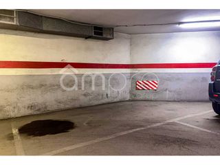 Car parking  Rambla pau 61. Plaza de parking en vilanova i la geltrú, cómoda y de fácil acce