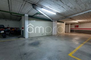 Aparcament cotxe  N/a. Se vende cochera con fácil acceso con capacidad para dos coches