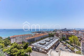 Lloguer Pis  Adrià. Amplio apartamento en tarragona con 3 dormitorios y 3 baños, ter