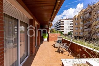Flat  Calle pare garí n - (plaça fabrica nova)