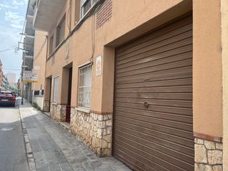 Local Comercial  N/a. Altura piso sótano, local superficie total 261 m, superficie úti