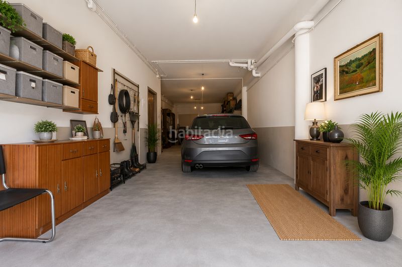 Foto d3c1b6f9-e8be-4251-b827-a46b56a822b5. Casa adosada descubre esta amplia y luminosa casa pareada distribuida en cuatro plantas, con un espectacular garaje de 76 m, tres dormitorios, en Cubelles