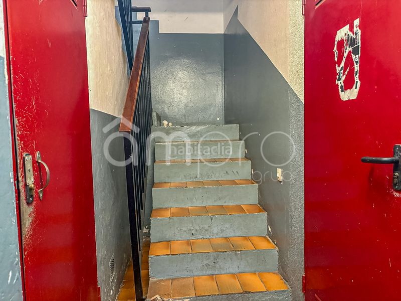 Foto 4bae0045-0422-41d1-9c2b-300bc7a97b0b. Aparcament cotxe a Centre Sitges