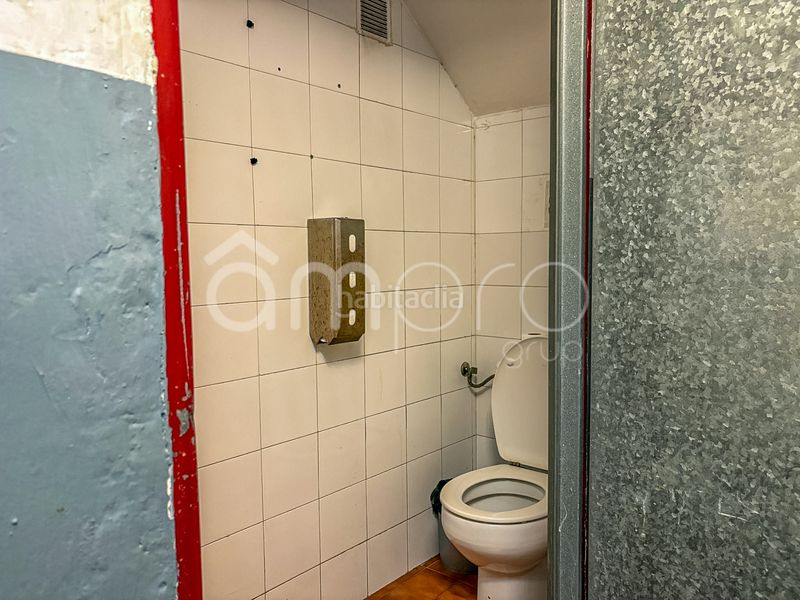 Foto b255baed-2e94-4a7e-8e59-4f10a4d3eb82. Aparcament cotxe a Centre Sitges