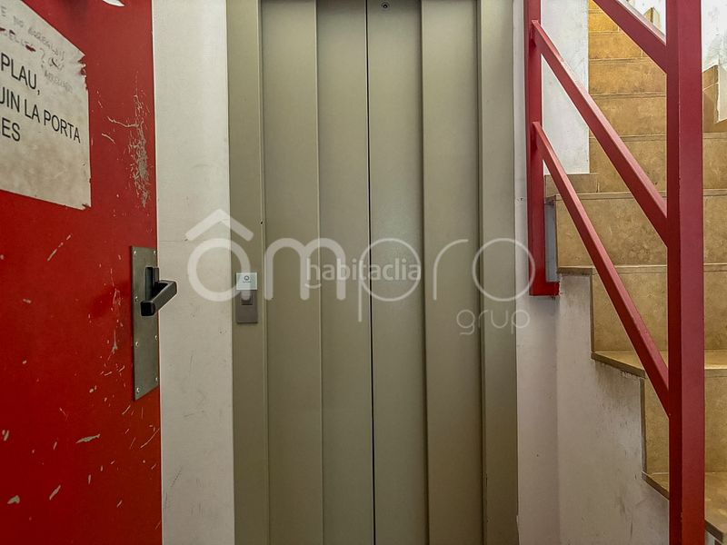 Foto e41adc82-83b7-4f2d-ac45-80fa73b10c94. Aparcament cotxe a Centre Sitges