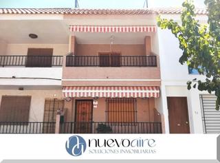 Casa adossada  Calle la estrella