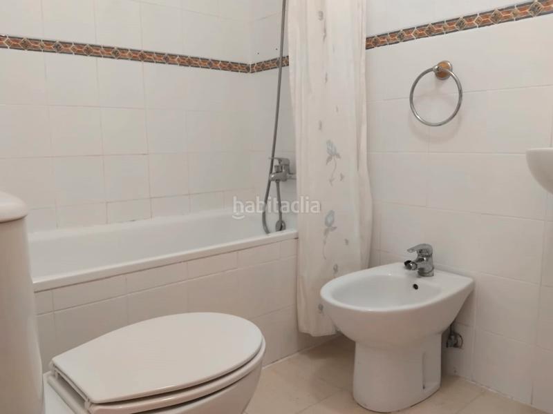 Foto c6007e6f-1e79-4478-b47e-b3bee80c5df3. Maison jumelée avec piscine dans La Florida Orihuela