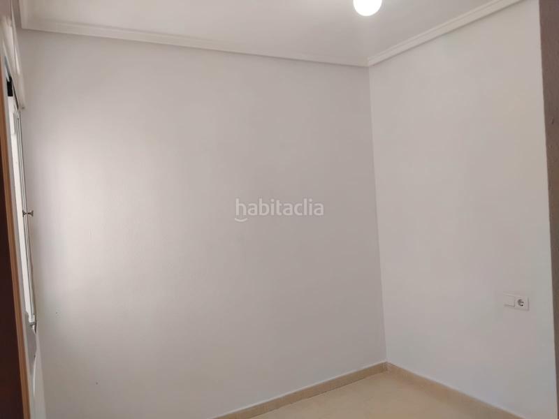 Foto e9e793fc-78ad-44df-9660-0f8b952d80e2. Maison jumelée avec piscine dans La Florida Orihuela