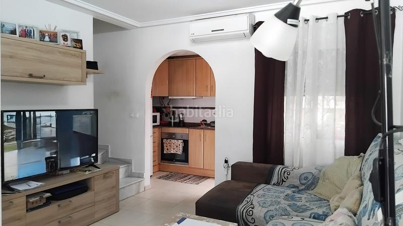 Foto b9b6287b-d977-4862-8c83-de51ef72e79f. Casa adosada en carrer de creta 46 en Monte y Mar Santa Pola