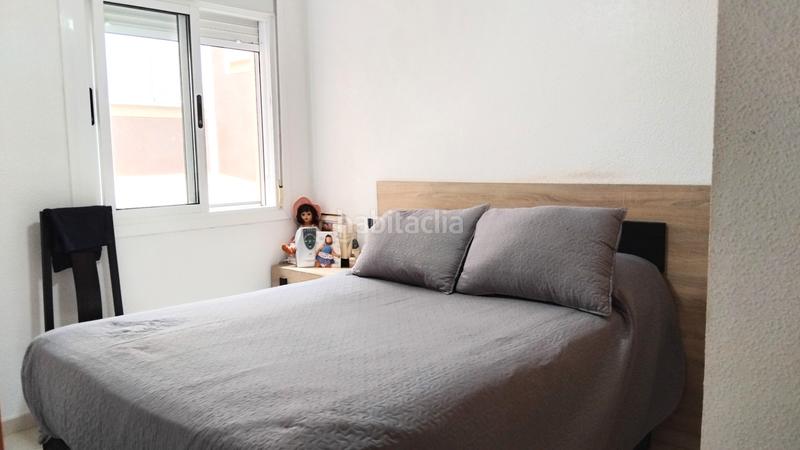 Foto cf16d18c-ed38-4ad9-a412-ac59741f3dbe. Semi detached house in carrer de creta 46 in Monte y Mar Santa Pola